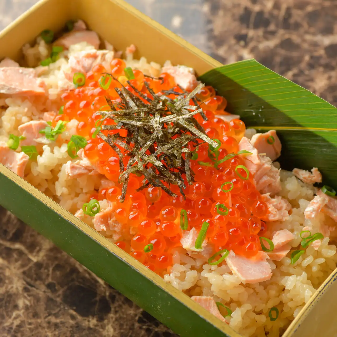 宮城県亘理の郷土飯!鮭といくらのはらこ飯